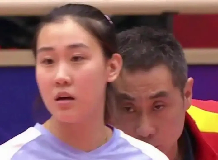 九游数字服务-娜塔丽亚体力不支，天津女排憾负！教练组应多给新人机会|娜塔莉亚|江苏|队员|女排联赛|上海女排_新浪新闻